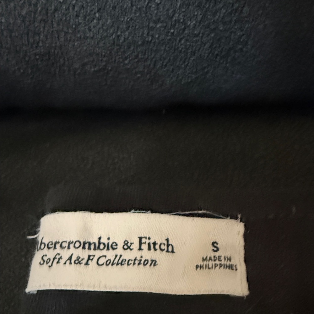 Abercrombie & Fitch sweatpants - Picture 2 of 3
